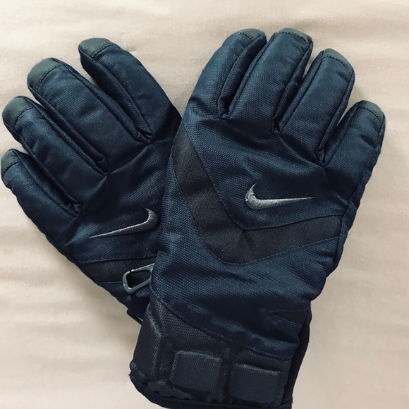 Nike Other - Boys Nike gloves